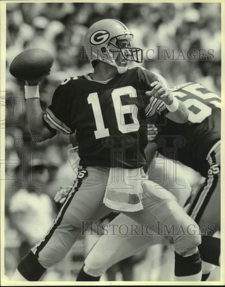 1986 Press Photo Green Bay Packers football's Randy Wright is set at quarterback - Historic Images
