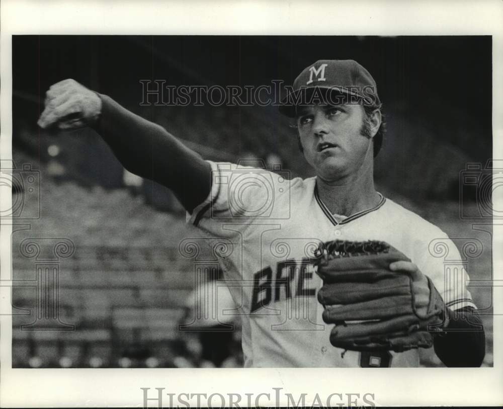 1971 Milwaukee Brewer Dick Schofield in uniform - Historic Images
