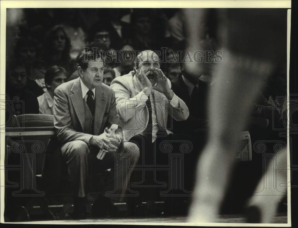 1982 Marquette basketball coach Hank Raymonds and Rick Majerus - Historic Images