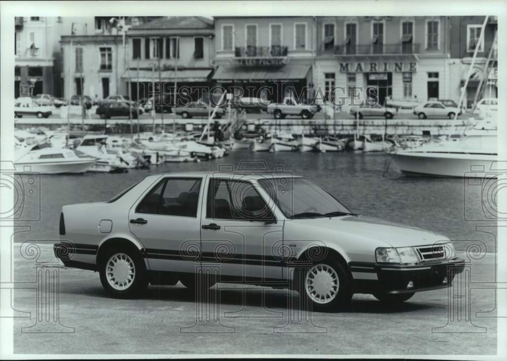 1989 Press Photo Saab 9000 Turbo CD sedan. - mjt19628 - Historic Images