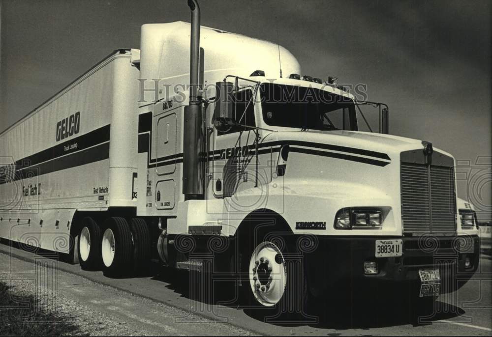 1988 Press Photo Gelco&#39;s Aerodynamic Truck To Improve Fuel Efficiency On Road - Historic Images