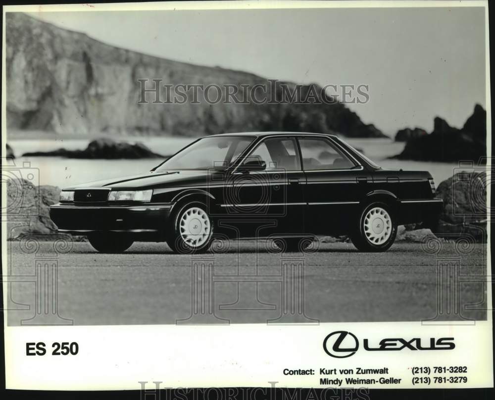 1989 Press Photo The Lexus ES250, an upgrade Toyota Camry - mjt19979 - Historic Images