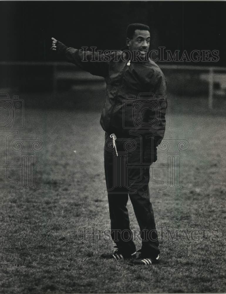 1988 Press Photo University of Wisconsin-Milwaukee Soccer Coach Brian Tompkins- Historic Images