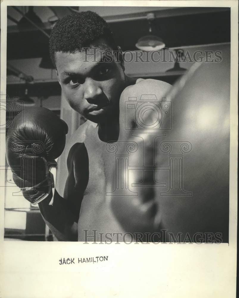 1967 Boxer Orville Qualls - Historic Images