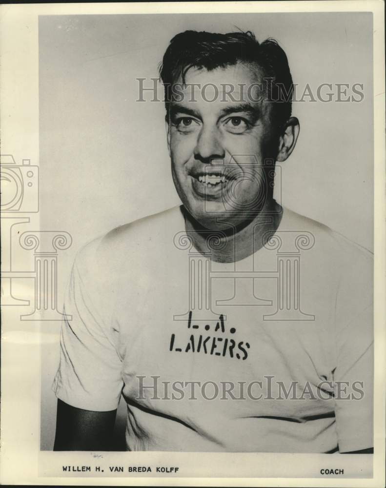 1968 Press Photo Los Angeles Lakes basketball coach Bill H. Van Breda Kolff - Historic Images