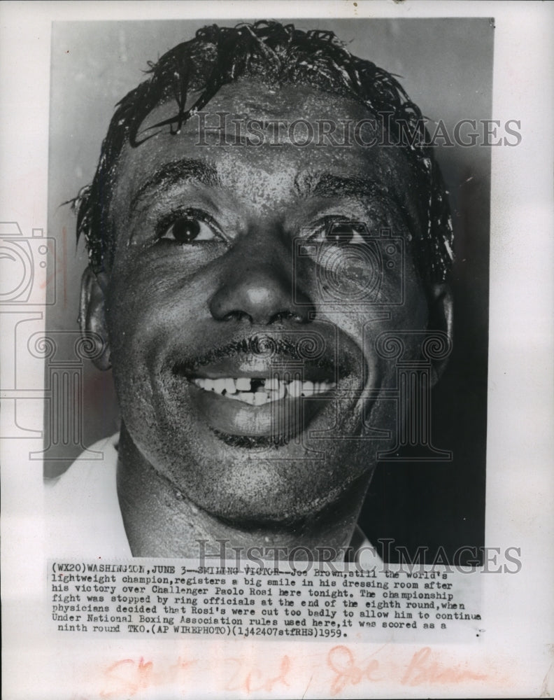 1959 Press Photo Joe Brown Smiles after defeating Paolo Rosi, Washington, DC- Historic Images