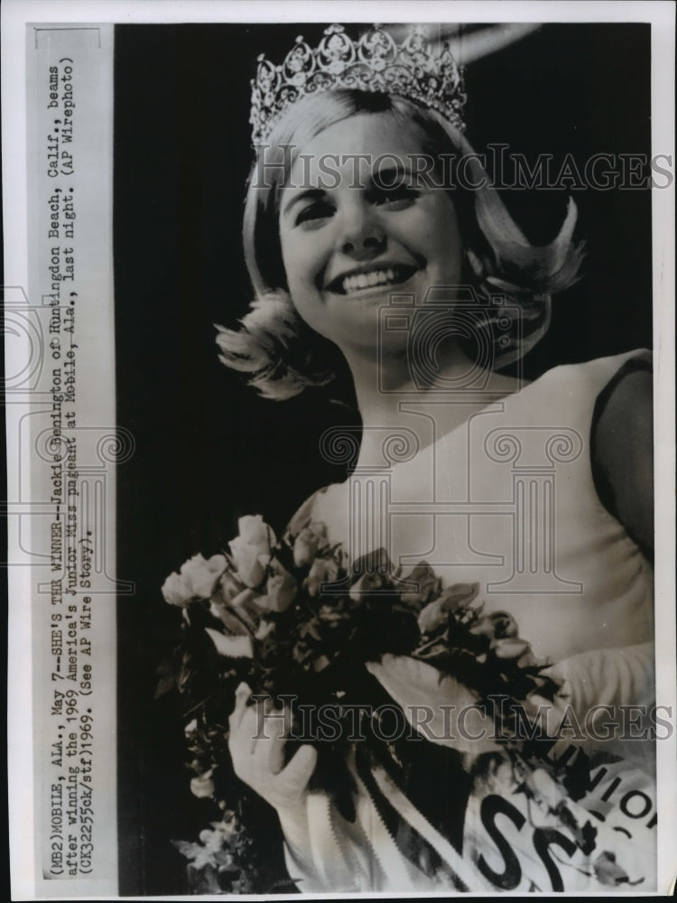 1969 Press Photo Jacquelyn Ann Benington wins America Junior Miss in Alabama - Historic Images