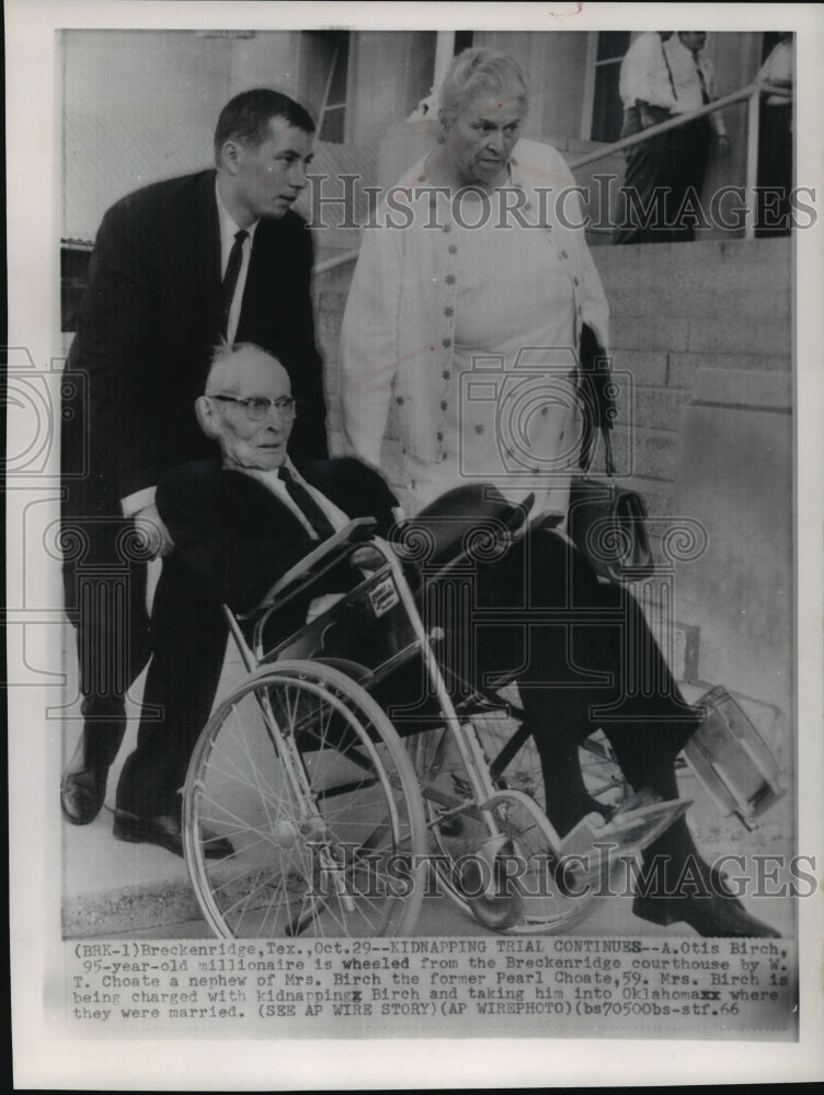 1966 Press Photo Pearl Choate accused of kidnapping millionaire Otis Birch (95) - Historic Images