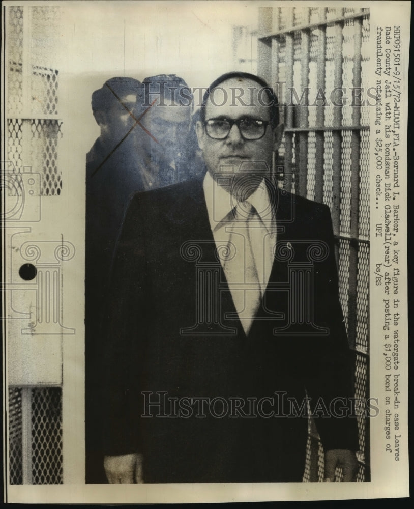 1972 Press Photo Bernard Barker, Watergate conspirator in court for fraud charge - Historic Images