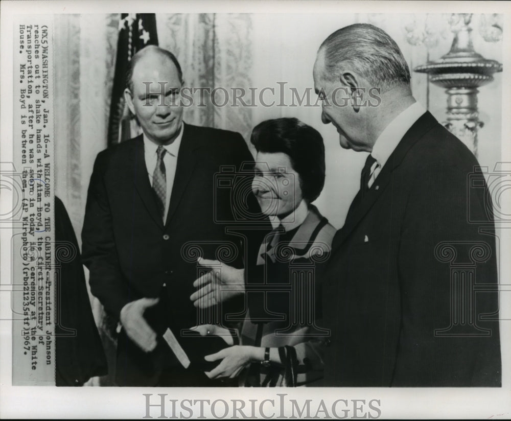 1967 Press Photo President Johnson and Alan Boyd, Secretary of Transportation - Historic Images