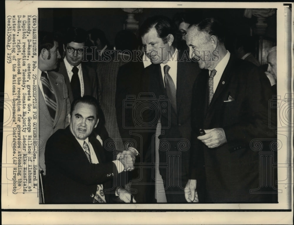 1973 Press Photo Senator Edward Kennedy greets Governor Wallace at conference - Historic Images