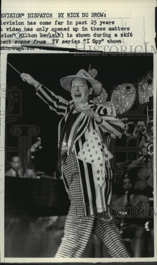 1972 Press Photo Comedian Milton Berle - mjw02513 - Historic Images