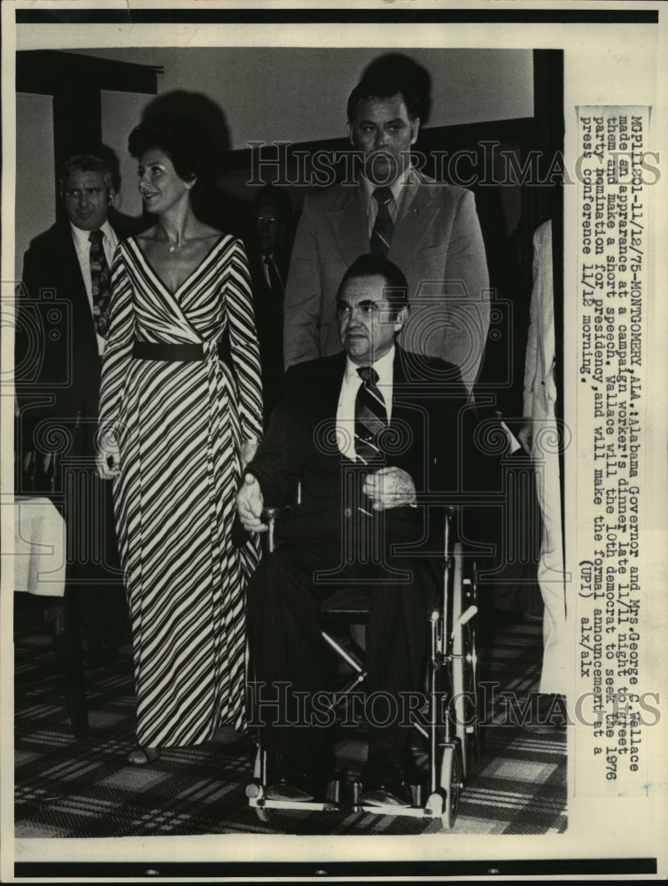 1975 Press Photo Gov. Wallace and Mrs.Wallace at Campaign Dinner. Montgomery, AL- Historic Images