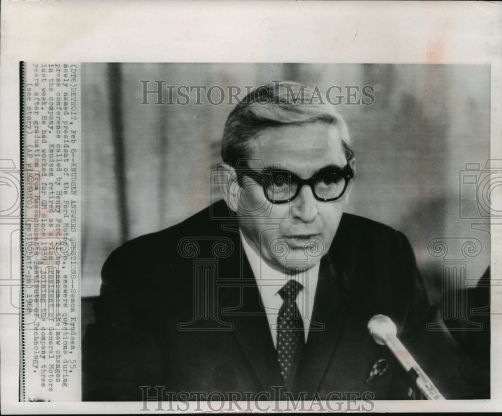 1968 Semon Knudsen, President of Ford, holds news conference. - Historic Images