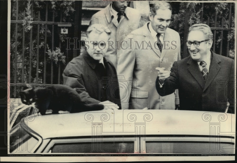 1972 Press Photo Henry Kissinger and Alexander Haig, Jr., Choisy le Roi, France - Historic Images