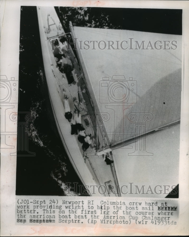 1958 Press Photo A bird&#39;s-eye view of the yacht, Columbia at the America&#39;s Cup - Historic Images