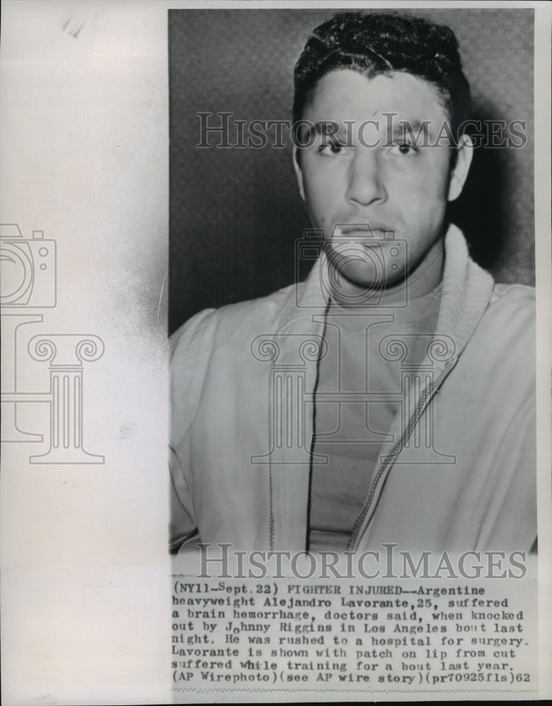 1962 Argentine heavyweight Alejandro Lavorante, injured in fight-Historic Images
