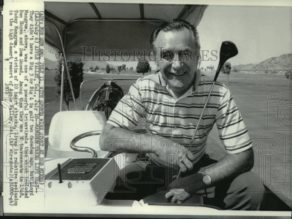 1971 Press Photo Golfer Lloyd Mangrum on the golf course on Apple Valley CA - Historic Images