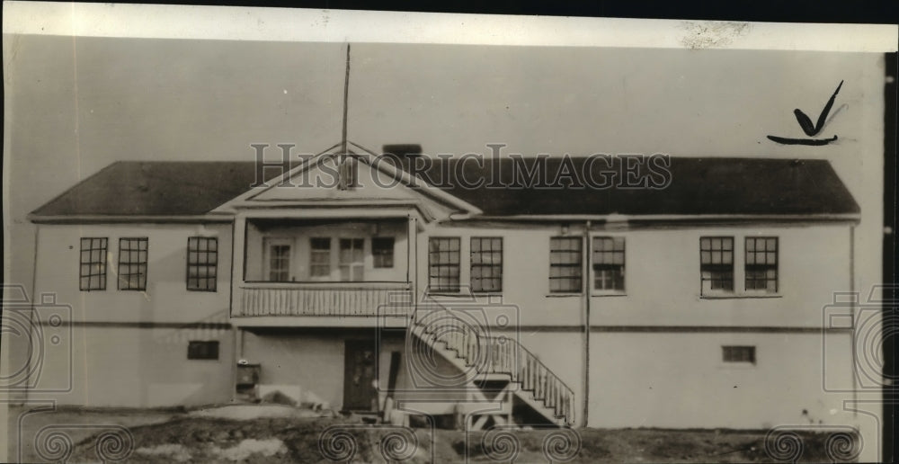 1935 Presbyterian Hospital At Point Barrow, Alaska - Historic Images