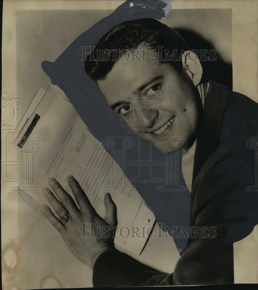 1954 Portrait of actor Robert Dix-Historic Images