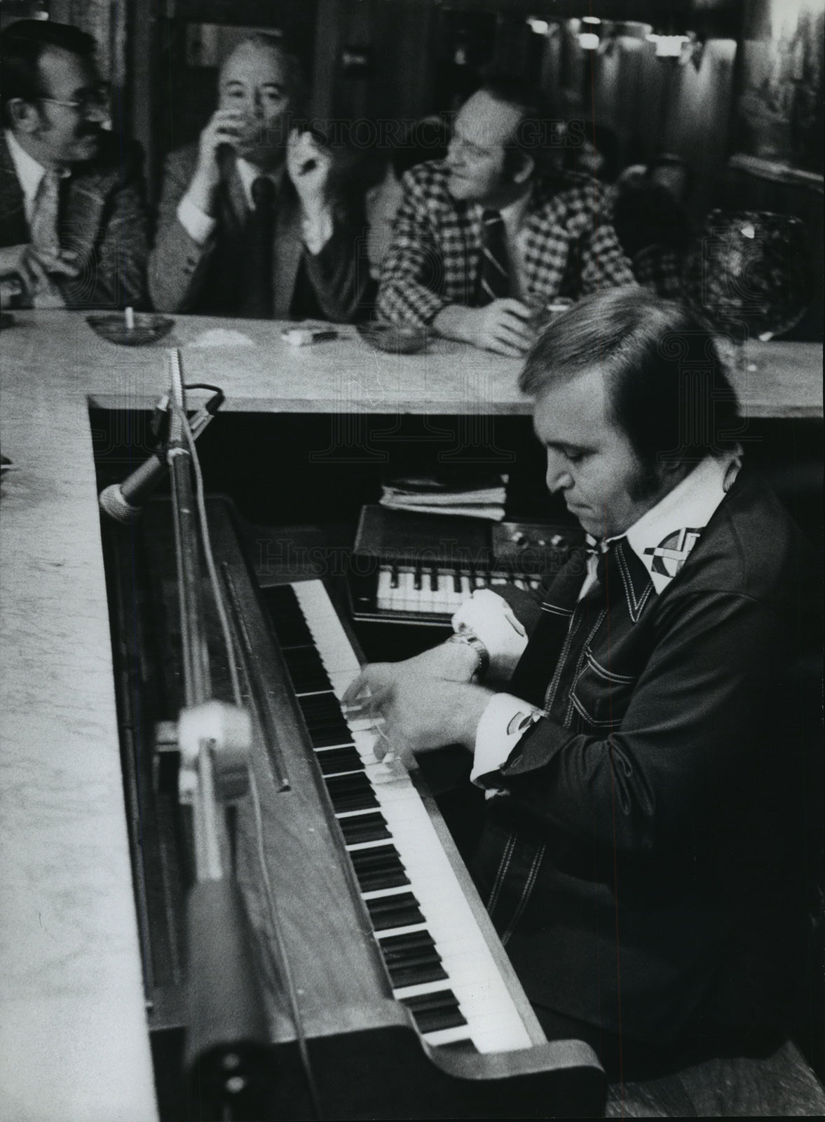 1976 Press Photo Frank Vlasis, pianist - mjx01071-Historic Images