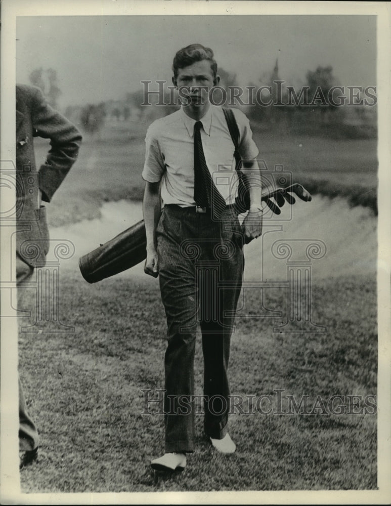 1935 Press Photo Archduke Felix of Hapsburg Plays Golf - mjx01597-Historic Images