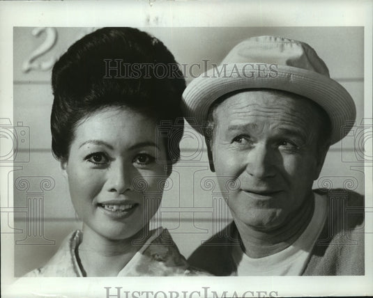 1970 Press Photo Red Buttons and Nobu McCarthy star in a segment of ABC-Historic Images