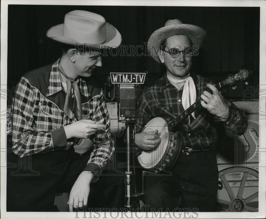 1955 Press Photo Emcee Gordon Hinkley & Hot Shots leader Joe Shott - mjx03376-Historic Images