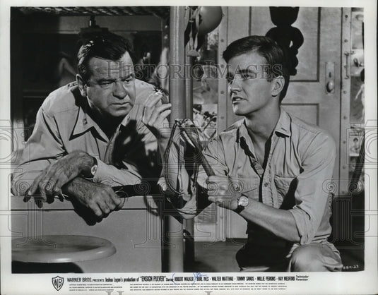 1965 Press Photo Bob Walker in Ensign Pulver - mjx03377-Historic Images