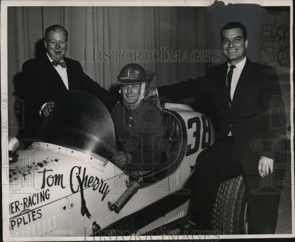 1957 Press Photo Chuck Faber with Race car driver - mjx03473-Historic Images