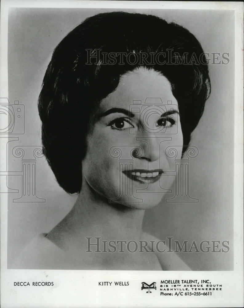 1967 Press Photo Kitty Wells, Singer - mjx03607-Historic Images