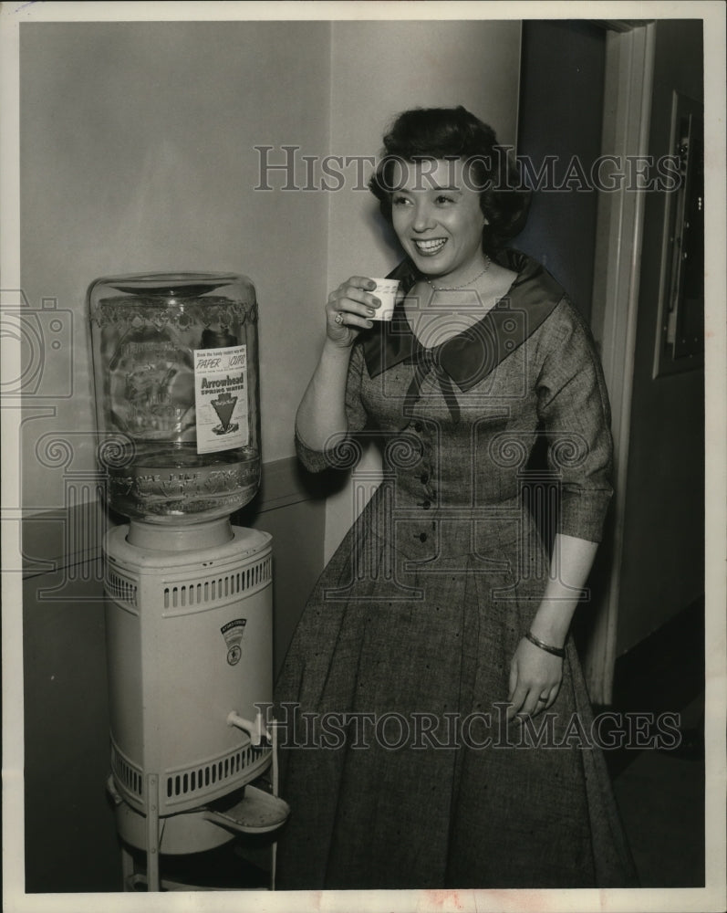 1955 Press Photo Actress Jeff Donnell at the cooler - mjx03646-Historic Images