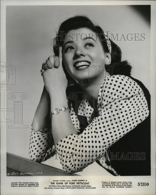 1957 Press Photo Jeff Donnell in "The Guns of Fort Petticoat" - mjx03647-Historic Images