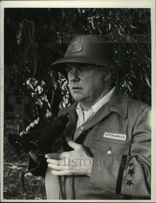 1980 Press Photo Charles Durning in Dark Night of the Scarecrow - mjx03944-Historic Images