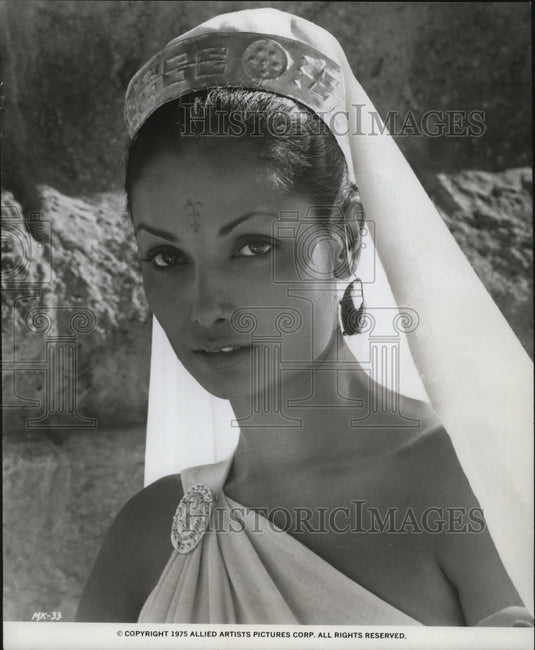1975 Press Photo Shakira Caine on The Man Who Would Be King - mjx03984-Historic Images