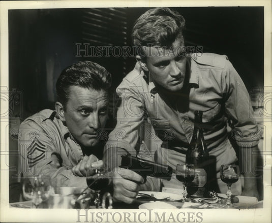 1963 Press Photo Kirk Douglas and Robert Walker in "The Hook" - mjx04087-Historic Images