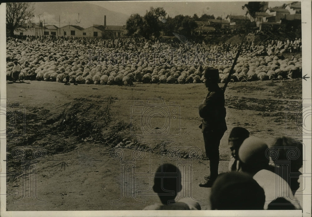 1930 Press Photo Arabs assembled for prayer at Bougie, Algeria - mjx04140-Historic Images