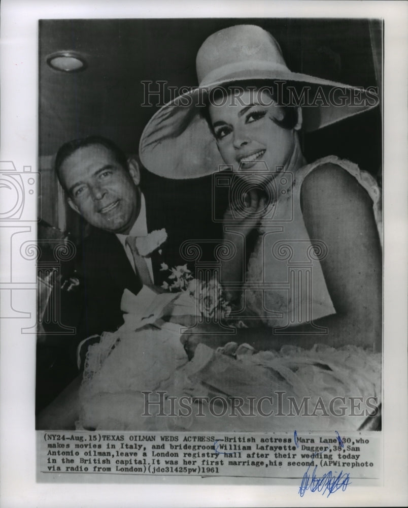 1961 Press Photo Mara Lane, Actress Marries William Lafayette Dugger in London-Historic Images