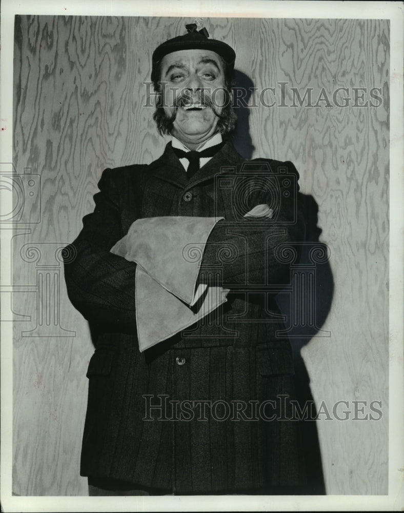 1967 Press Photo William Le Massena as Chilterlow in Half a Sixpence - mjx04617-Historic Images