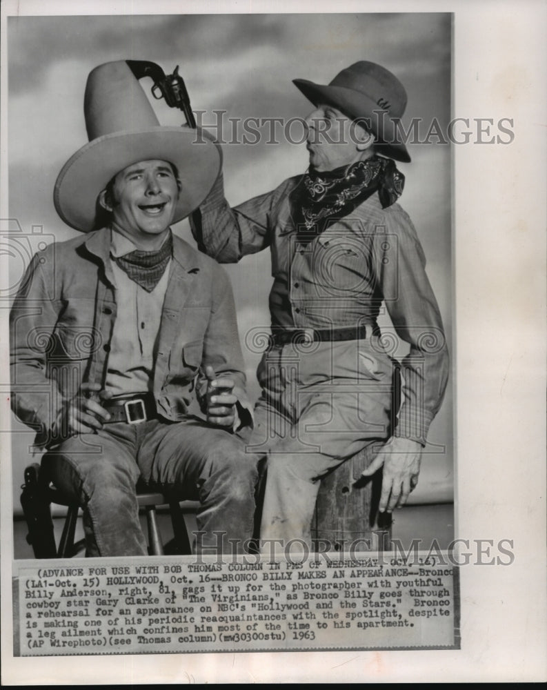1963 Press Photo Bronco Billy Anderson &amp; Gary Clarke in The Virginians-Historic Images