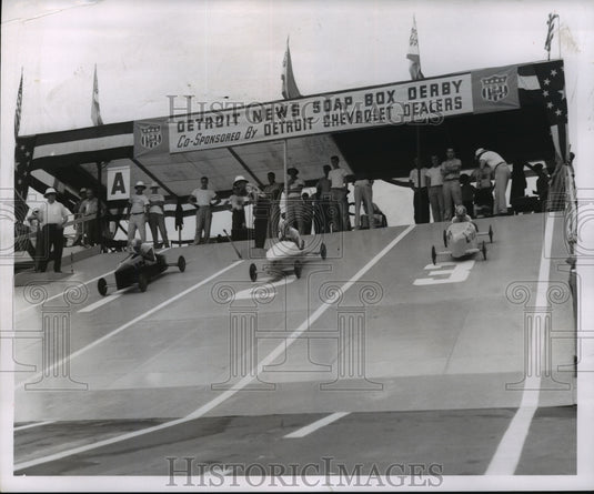 1955 Press Photo Detroit Soap Box Derby race - mjx04937-Historic Images