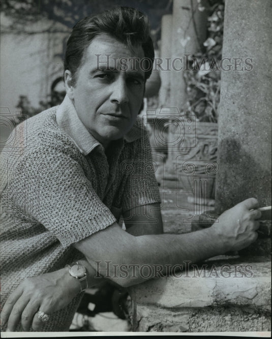 1965 Press Photo Actor Rossano Brazzi in "The Battle of the Villa Fionta"-Historic Images
