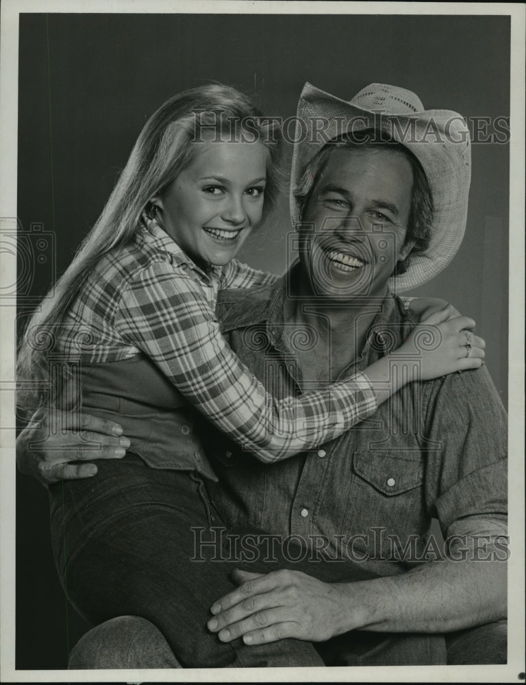 1978 Press Photo Charlene Tilton and Steve Kanaly in &quot;Dallas&quot; - mjx05406-Historic Images