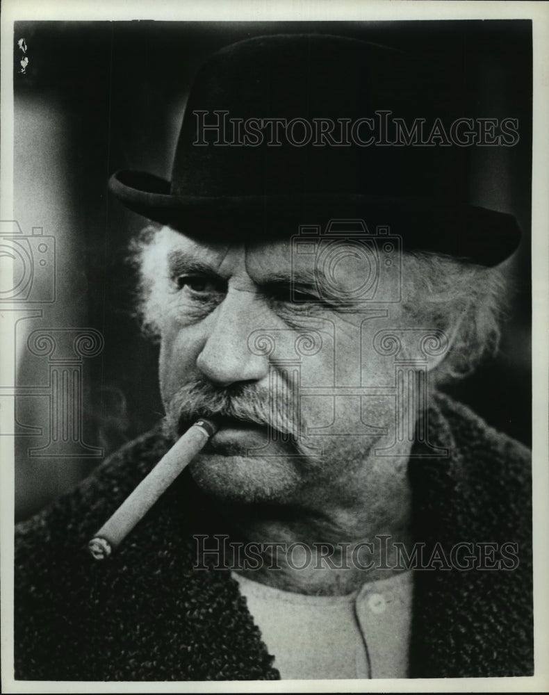 1971 Press Photo Jack Warden, actor, U.S. - mjx05447-Historic Images