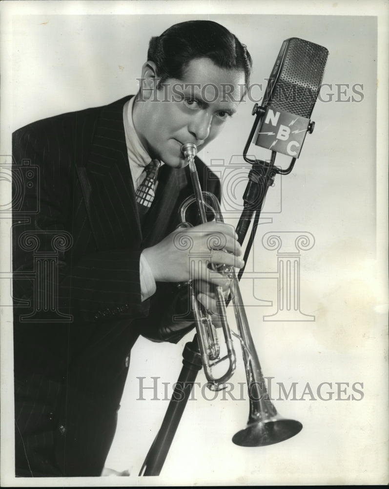 1941 Press Photo Henry Hot Lips Levine playing on NBC - mjx05984-Historic Images