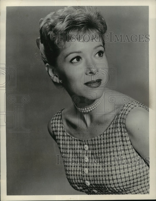 1964 Press Photo Shari Lewis, on JL Hudson Thanksgiving Day Santa Parade-Historic Images