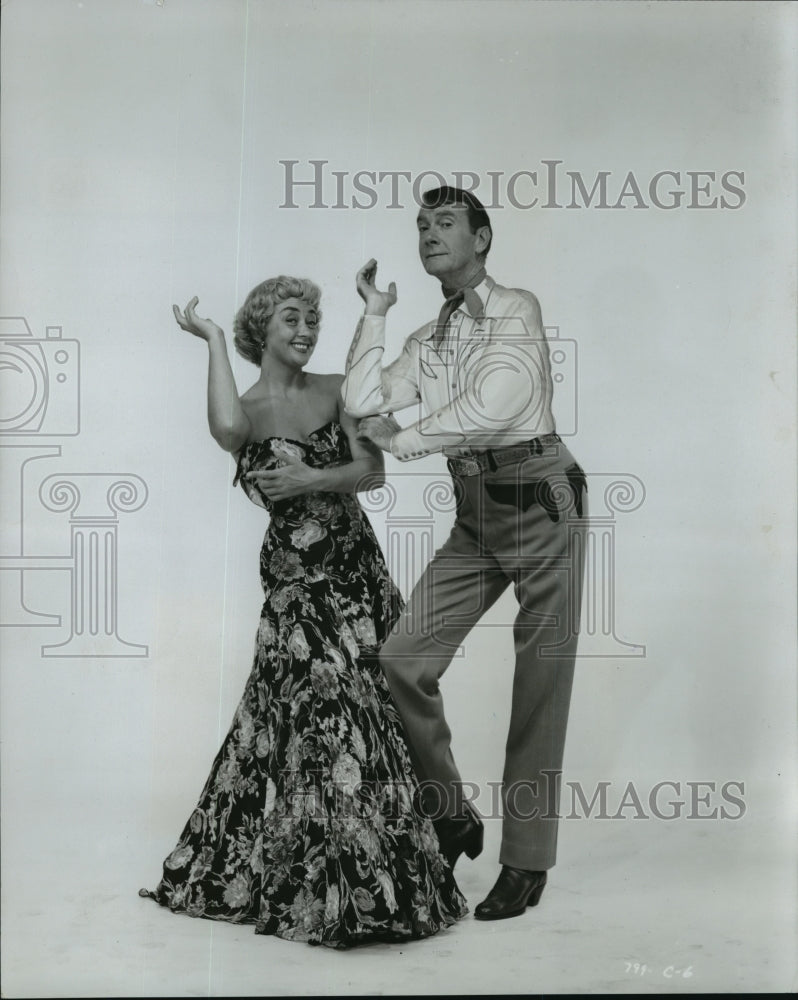 1950 Press Photo Clifton Webb & Joan Blondell in For Heaven's Sake - mjx06663-Historic Images