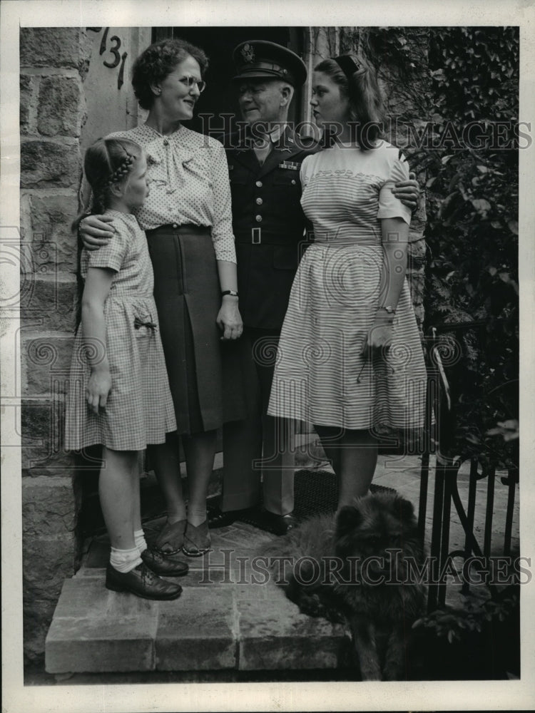 1945 Press Photo Col. Philip La Follette, came back to Madison - mjx08949- Historic Images