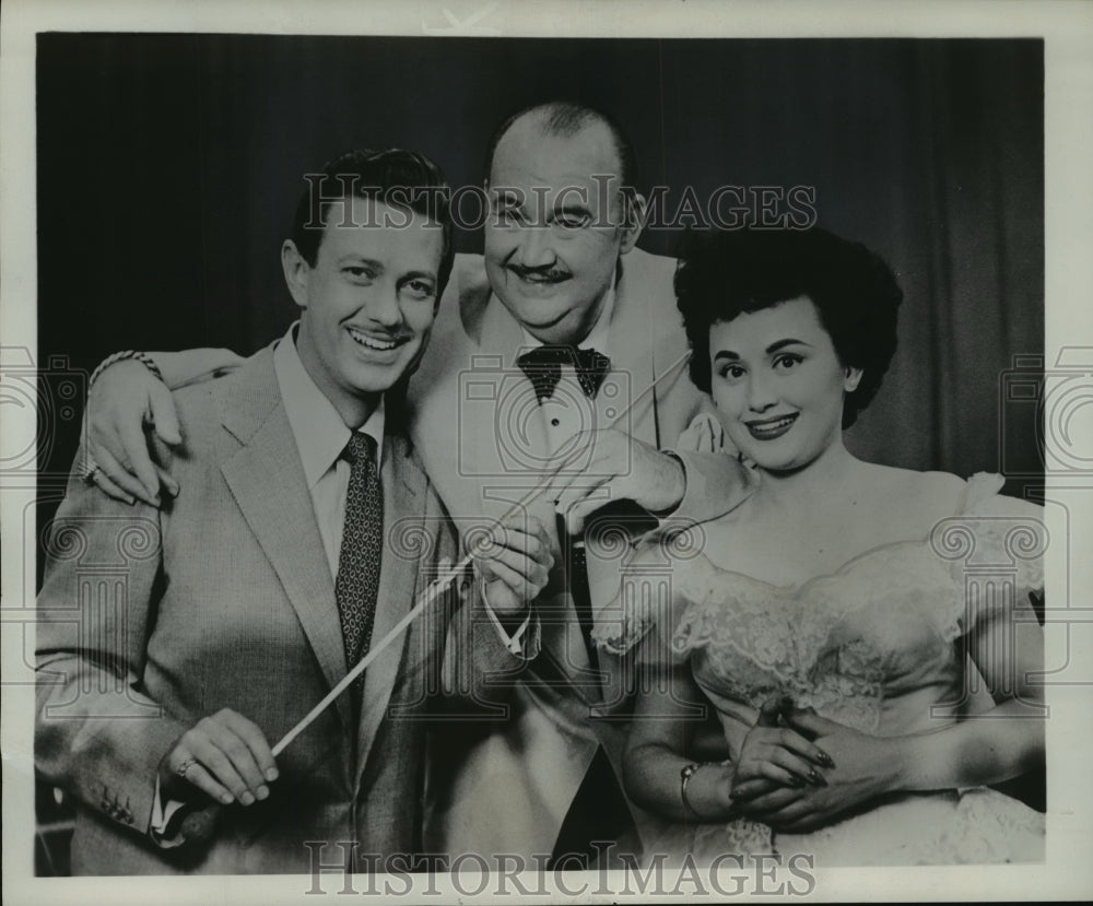 1951 Press Photo Earl Washington and Maureen Cannon, Singers - mjx09403-Historic Images
