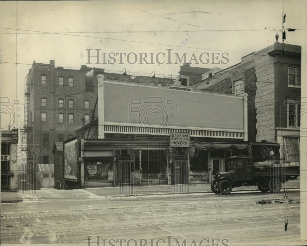 1927 Press Photo YWCA building on East Wisconsin Avenue - mjx09435-Historic Images